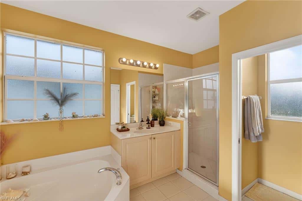 7005 Romana Way #1701, Naples, photo 24
