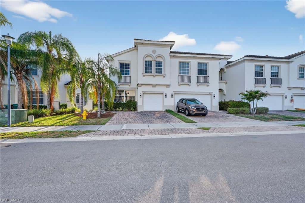 7005 Romana Way #1701, Naples, photo 4