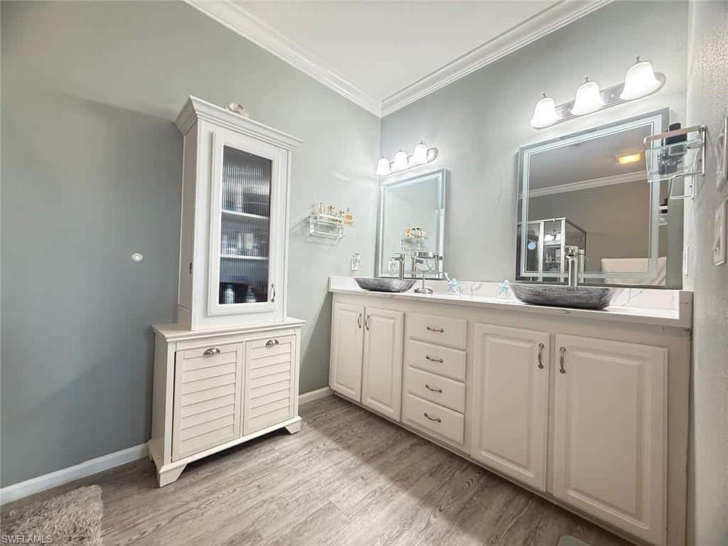 4835 Riverside Dr, Fort Myers, photo 13