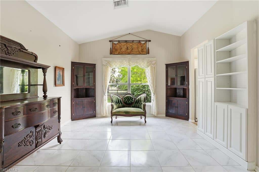 940 10th St, Naples, photo 14