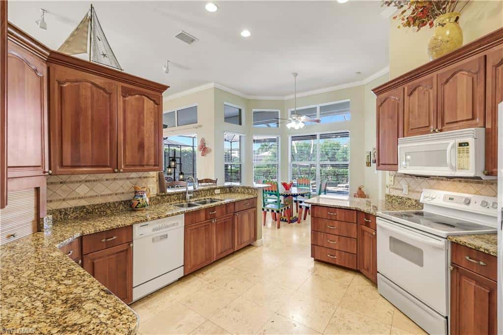 15930 Catalpa Cove Dr, Fort Myers, photo 12