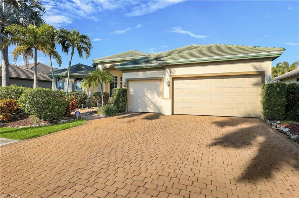15930 Catalpa Cove Dr, Fort Myers, photo 37