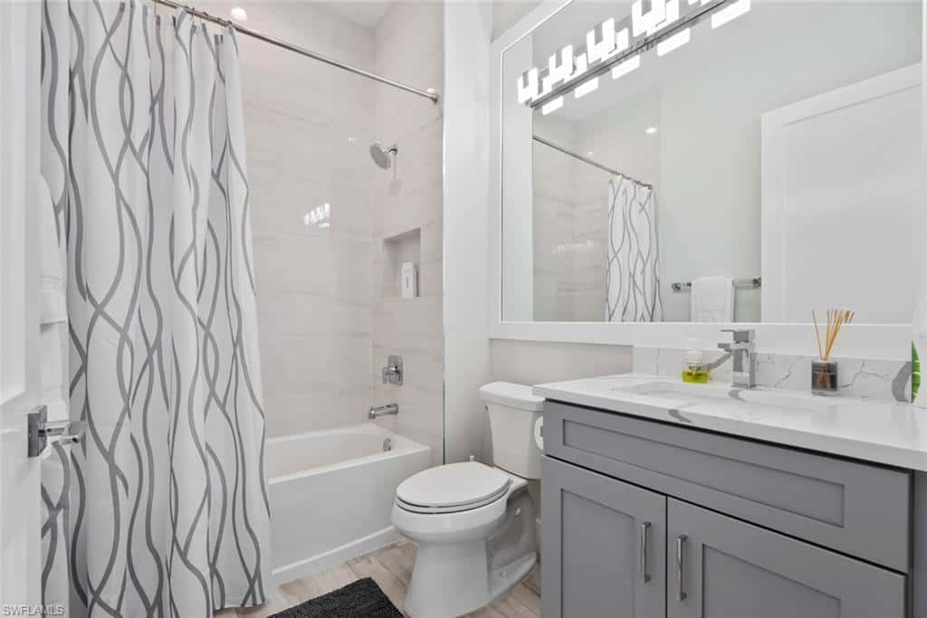9974 Winterview Dr, Naples, photo 37