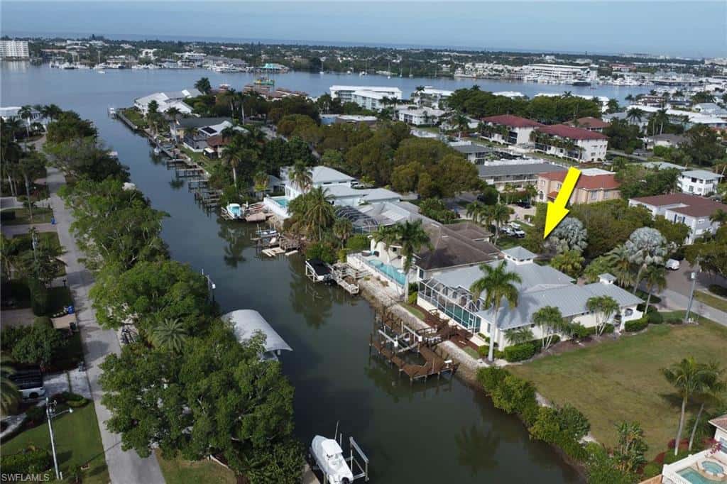 1510 Chesapeake Ave, Naples, photo 32