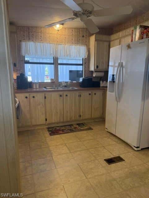 210 Pine Key Ln #210, Naples, photo 11