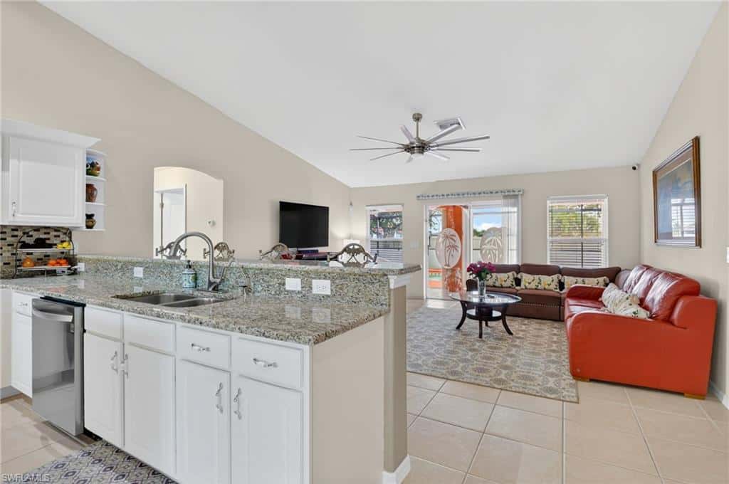 1223 40th Pl, Cape Coral, photo 13