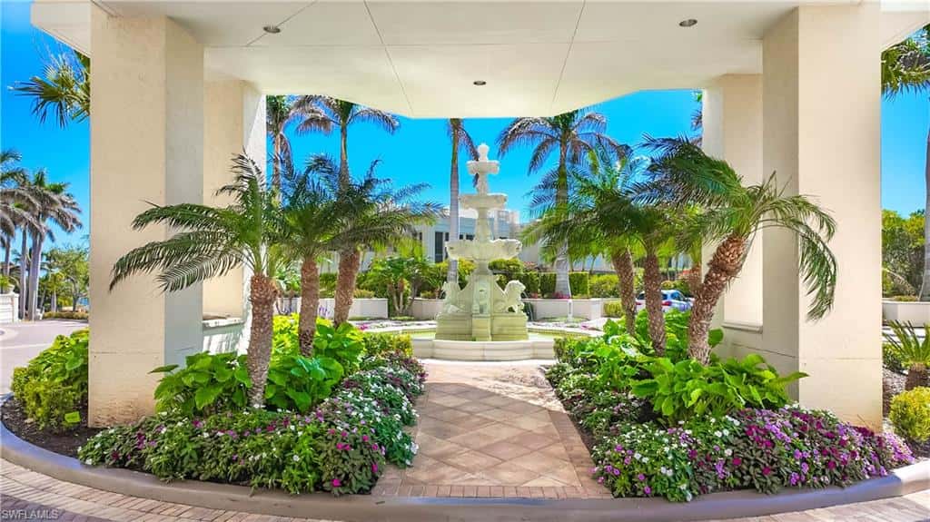 4021 Gulf Shore Blvd #1804, Naples, photo 27