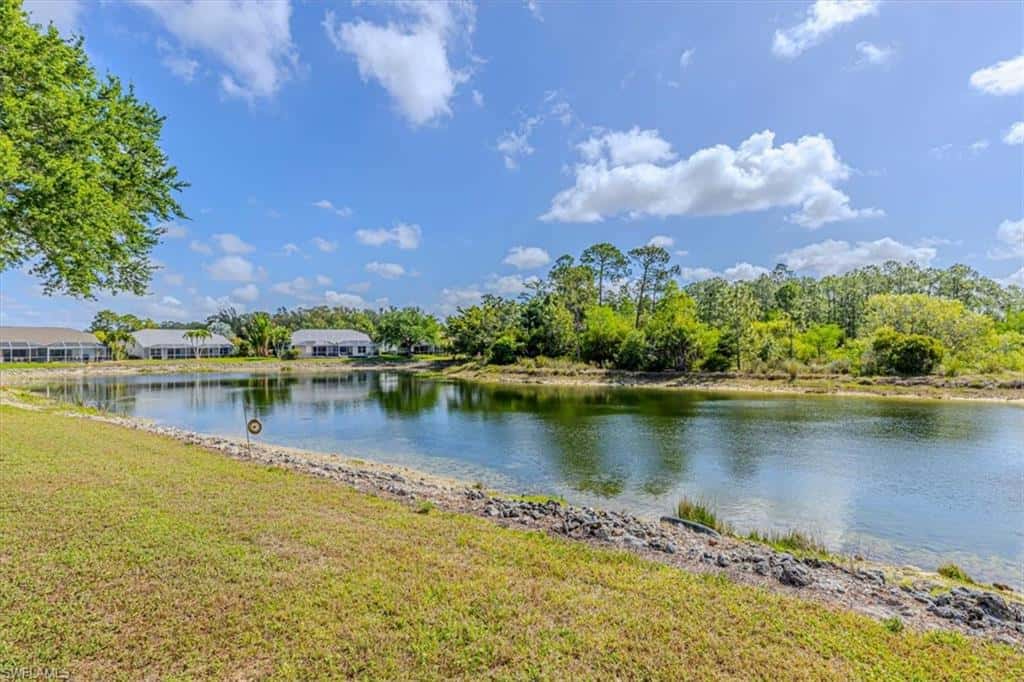 5446 Whitten Dr #19, Naples, photo 33