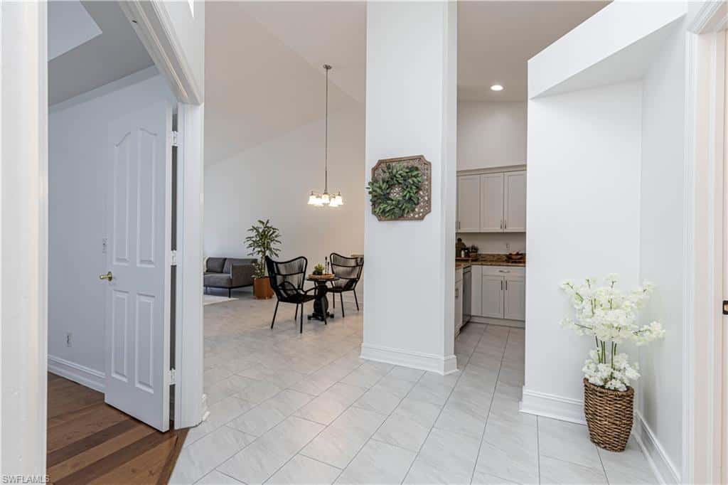 5446 Whitten Dr #19, Naples, photo 8