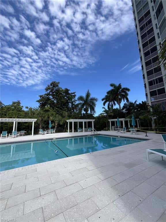 5550 Heron Point Dr #305, Naples, photo 18