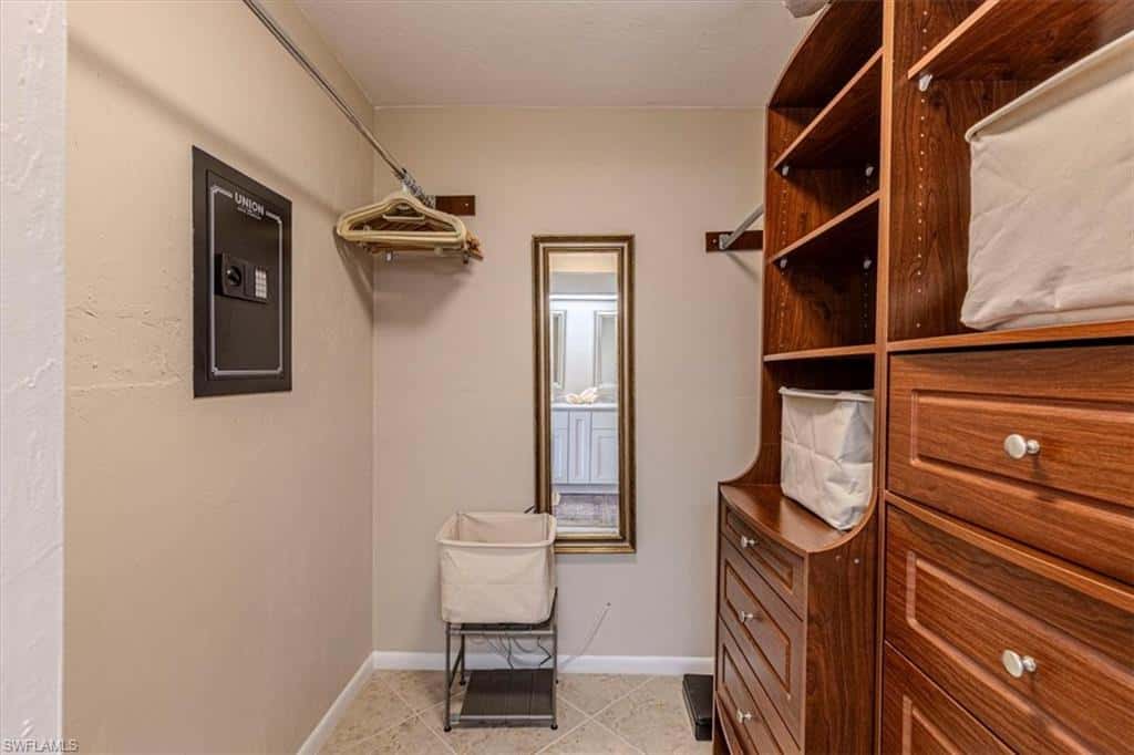 15450 Cedarwood Ln #202, Naples, photo 23