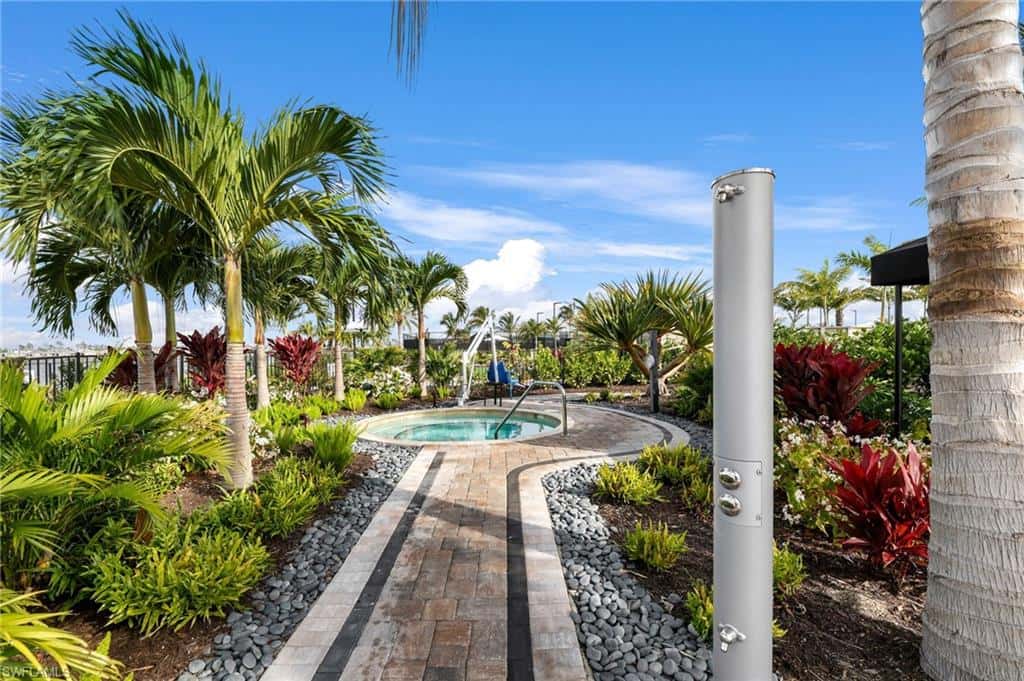 12350 Canal Grande Dr, Fort Myers, photo 32