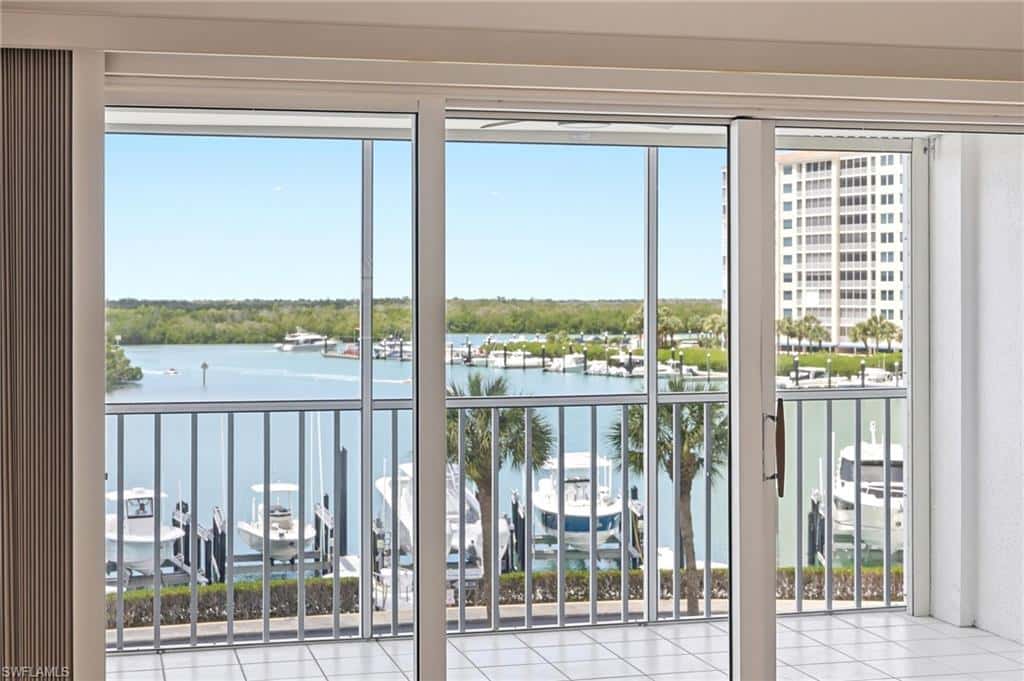 13105 Vanderbilt Dr #407, Naples, photo 13