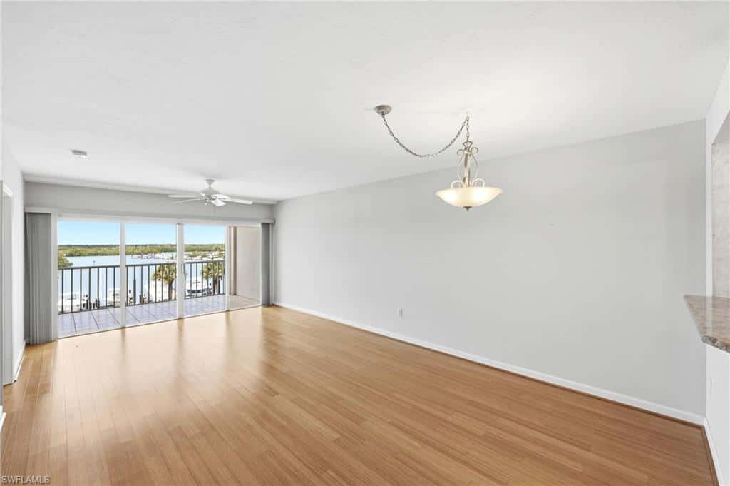 13105 Vanderbilt Dr #407, Naples, photo 10