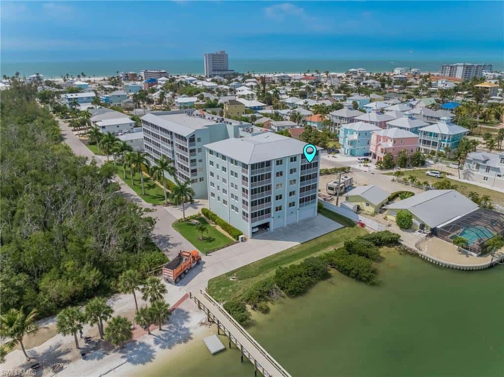 345 Mango St #401, Fort Myers Beach, photo 6
