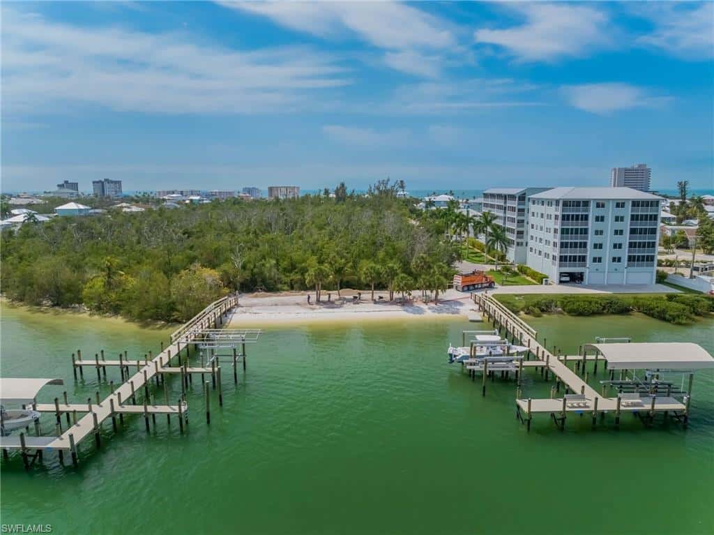 345 Mango St #401, Fort Myers Beach, photo 43