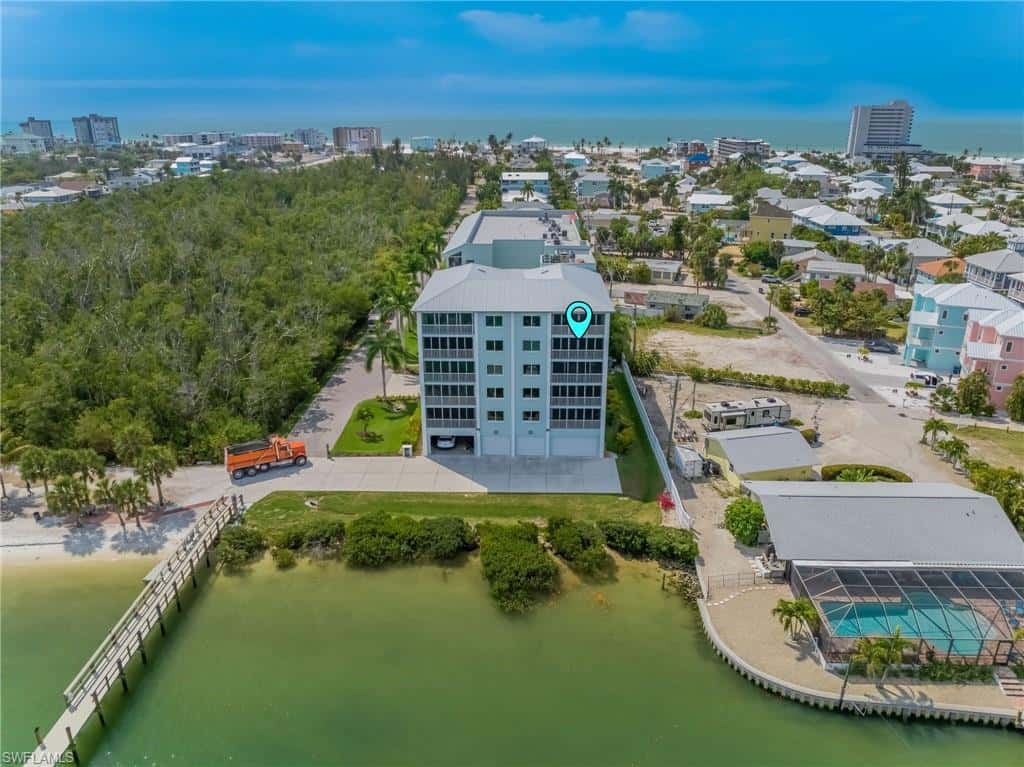 345 Mango St #401, Fort Myers Beach, photo 7