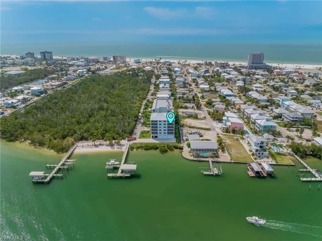 345 Mango St #401, Fort Myers Beach, photo 8