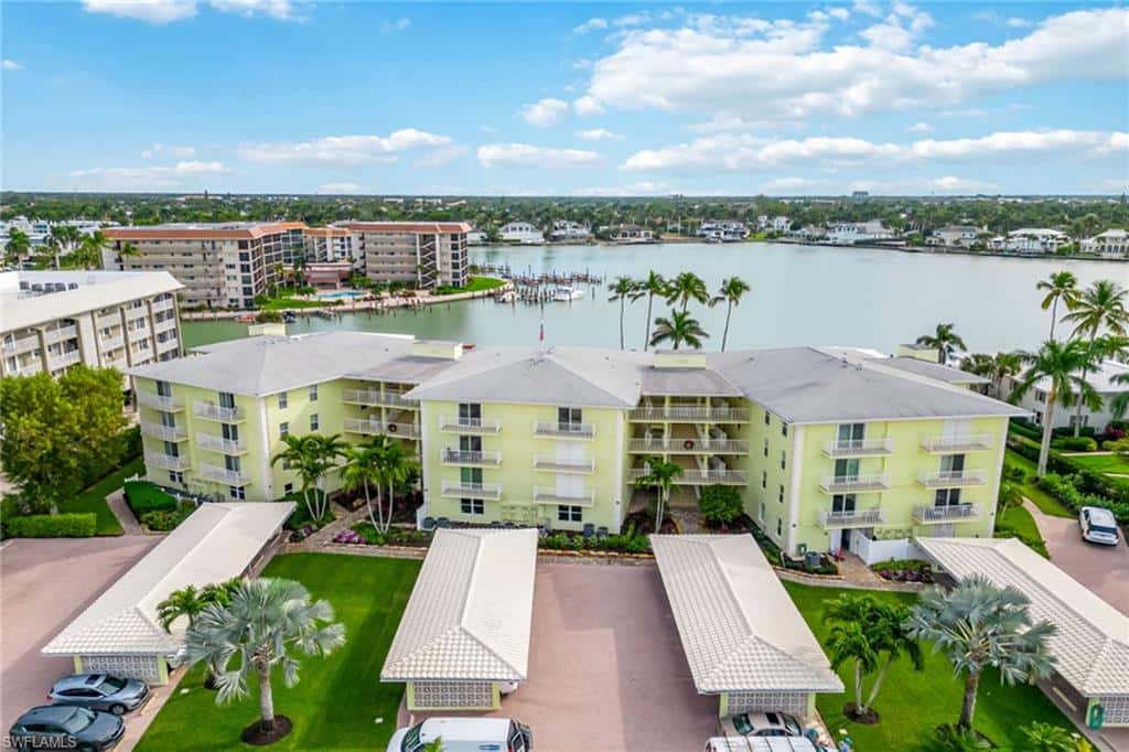 2850 Gulf Shore Blvd #102, Naples, photo 23