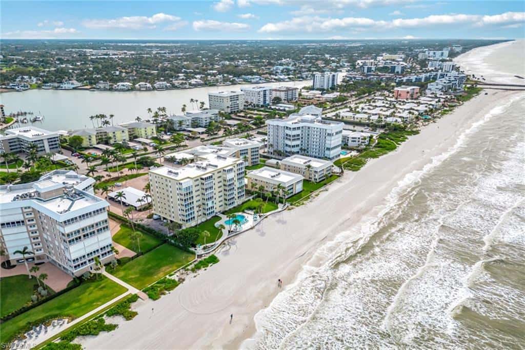 2850 Gulf Shore Blvd #102, Naples, photo 27