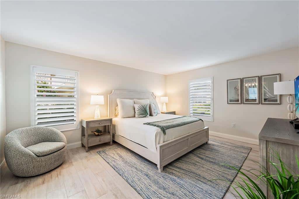 2850 Gulf Shore Blvd #102, Naples, photo 12