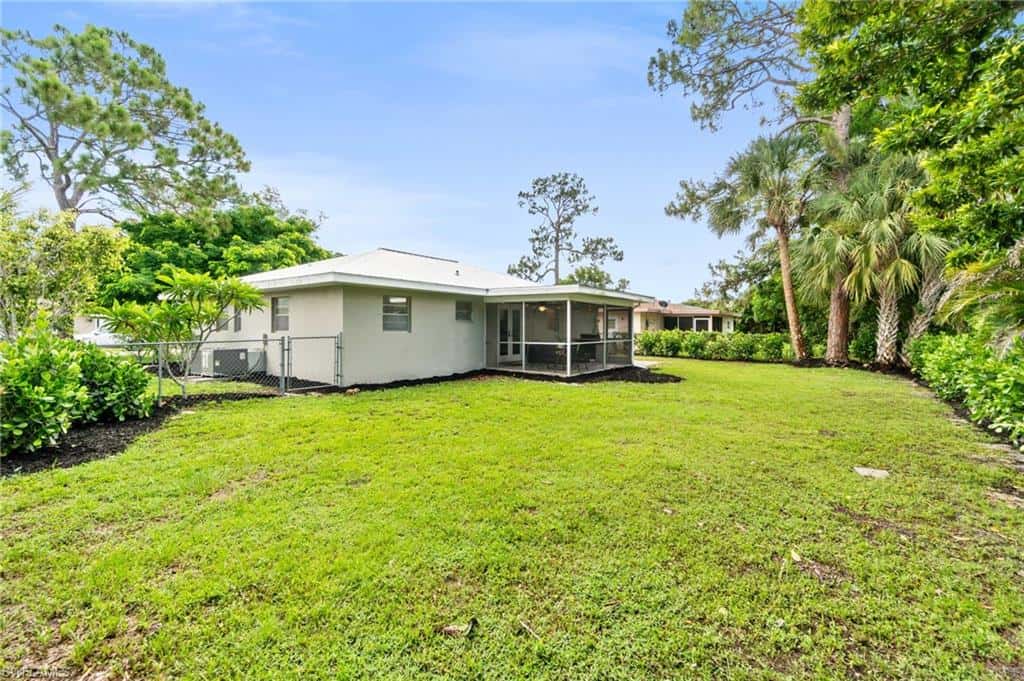 3543 Corana Way, Naples, photo 25