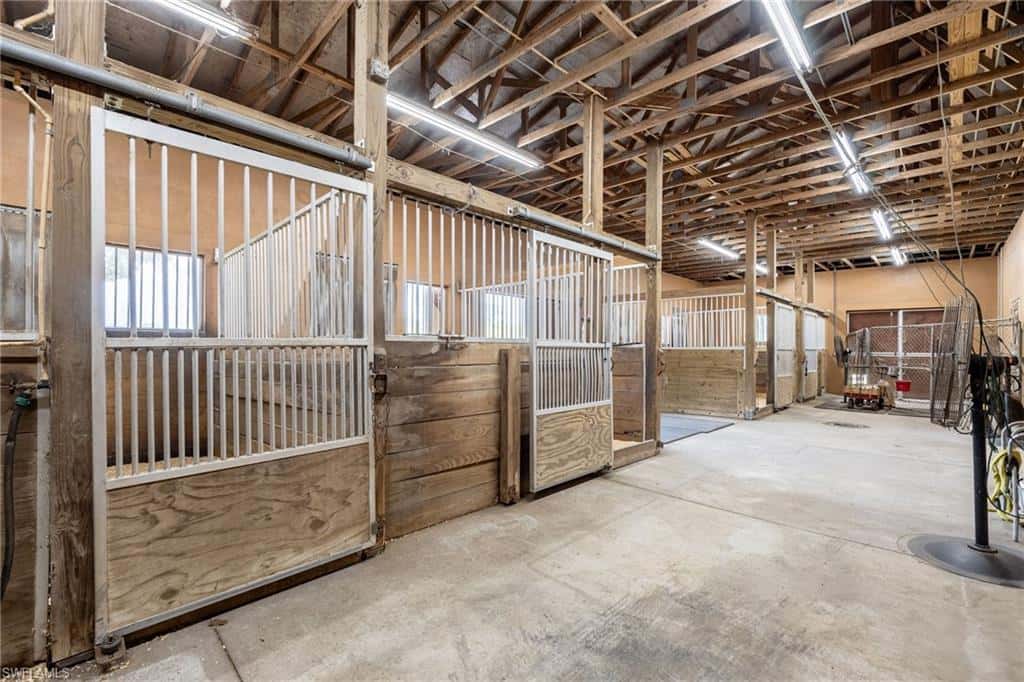 16100 River Rd, Alva, photo 34
