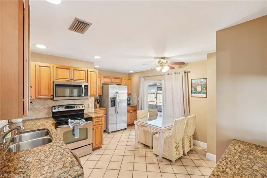 770 93rd Ave, Naples, photo 16