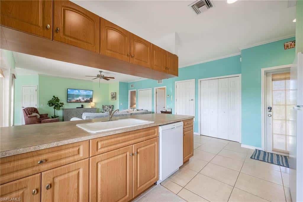 2761 Geary St, Matlacha, photo 9