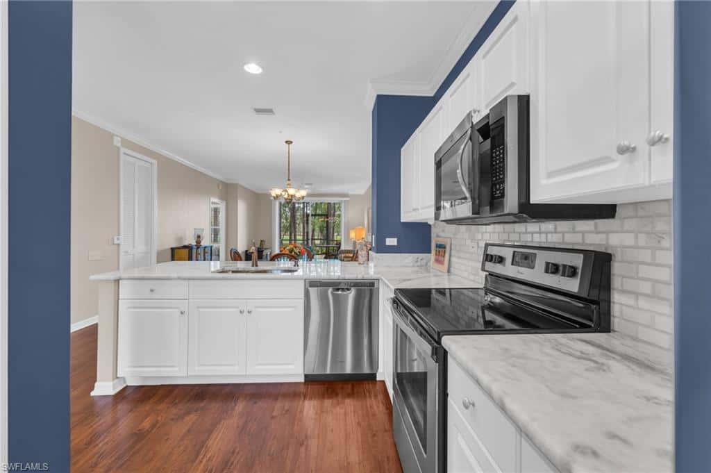 8253 Parkstone Pl #106, Naples, photo 4
