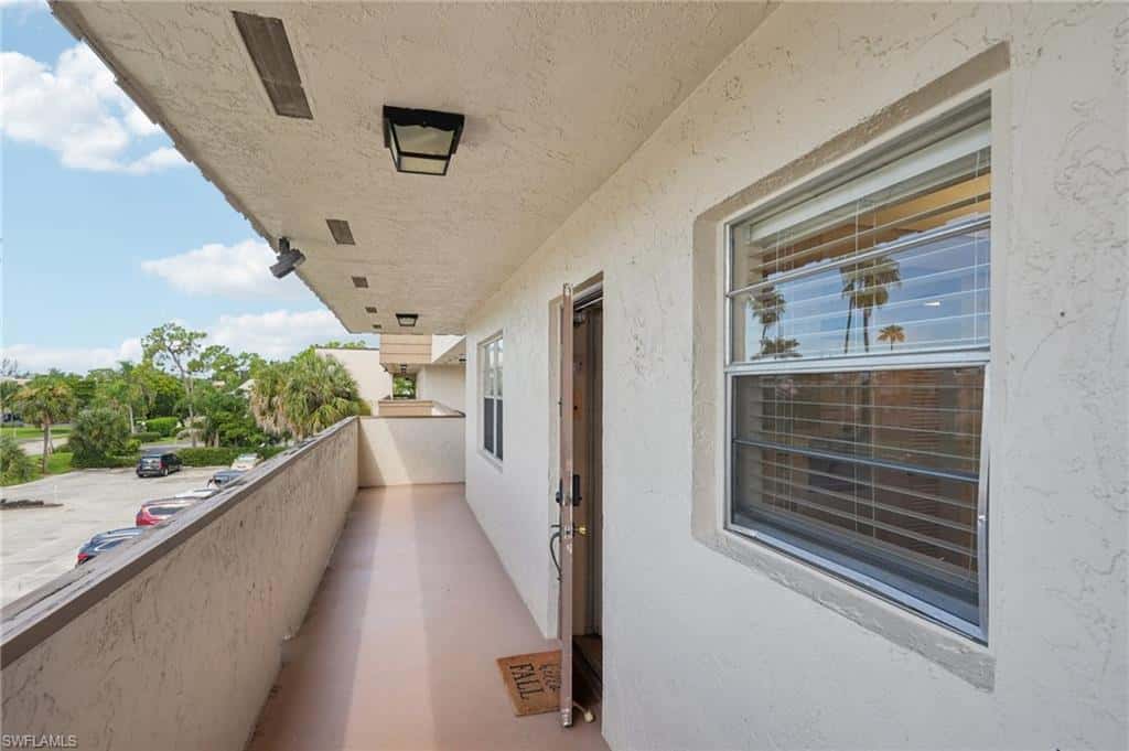 499 Forest Lakes Blvd #305, Naples, photo 4