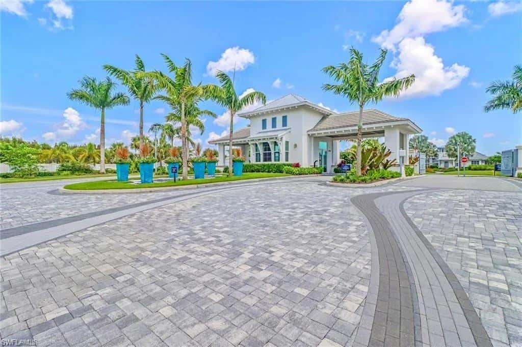 9175 Cayman Dr, Naples, photo 17