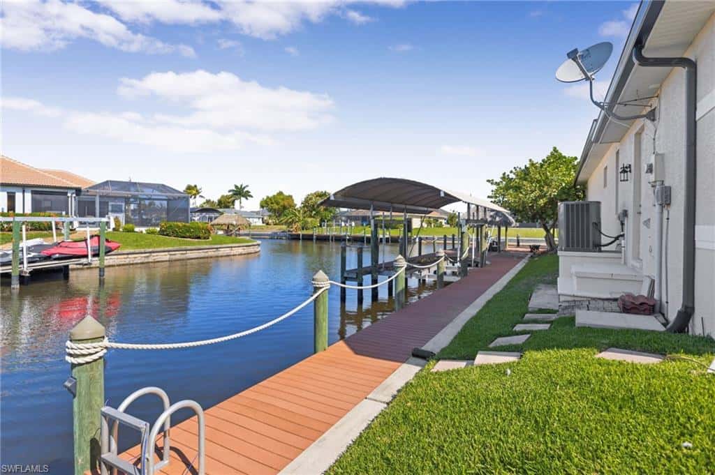 2501 19th Pl, Cape Coral, photo 9