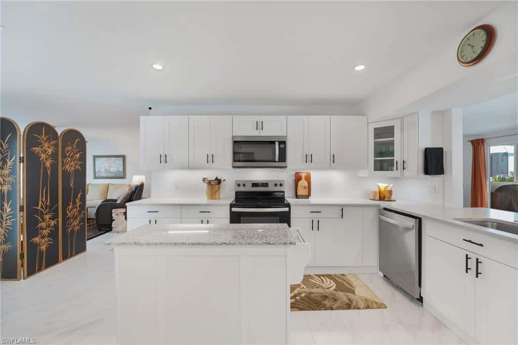 9 Fairview Blvd, Fort Myers Beach, photo 12