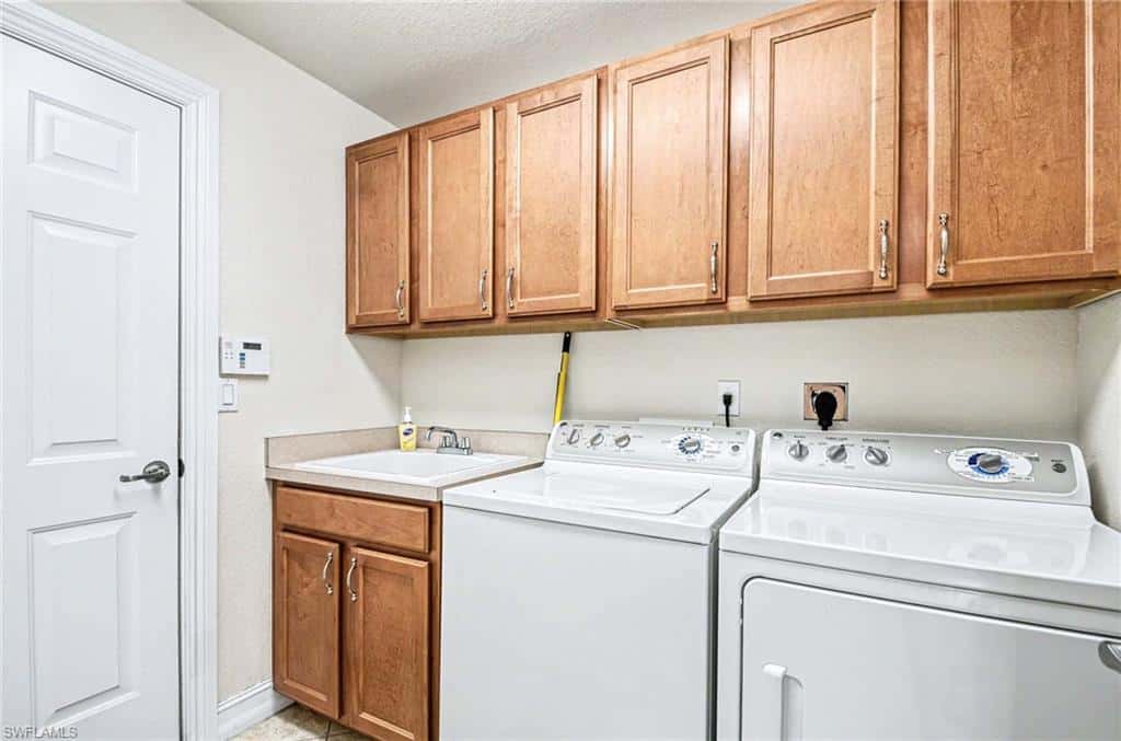 14809 Canton Ct, Naples, photo 31