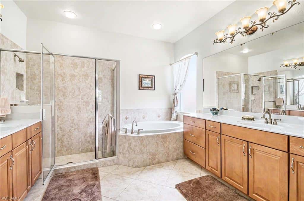 14809 Canton Ct, Naples, photo 25