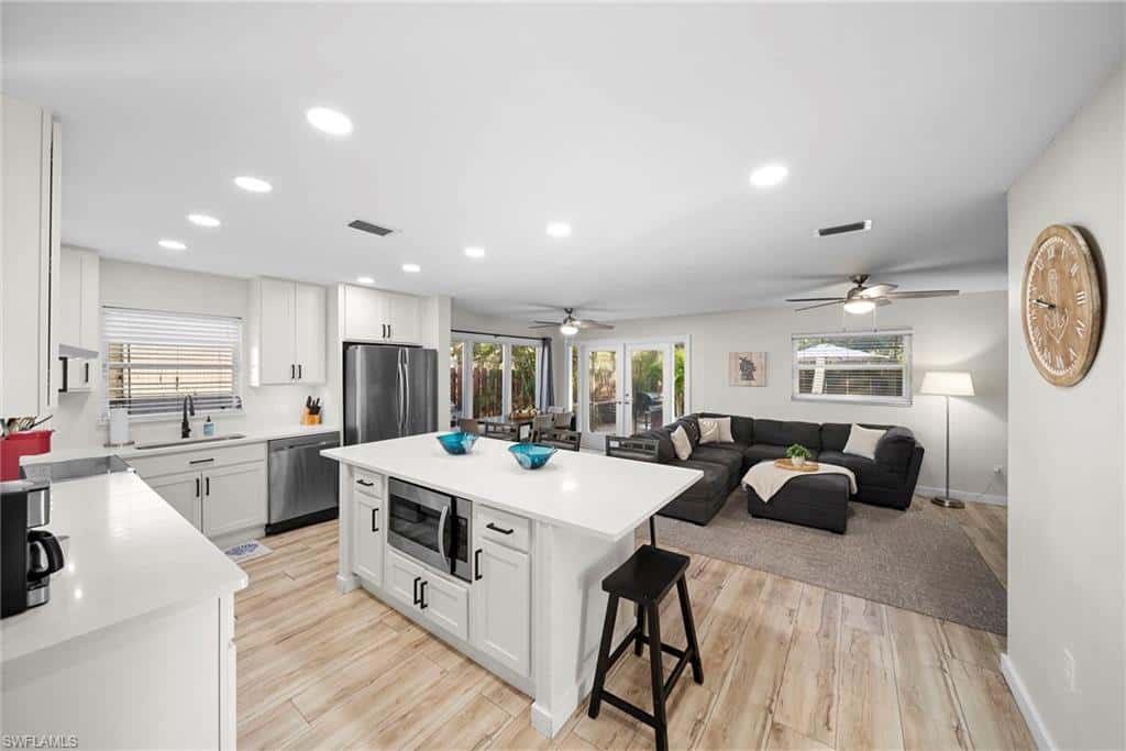 630 99th Ave, Naples, photo 7