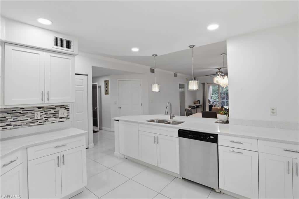 12351 Notting Hill Ln #34, Bonita Springs, photo 4