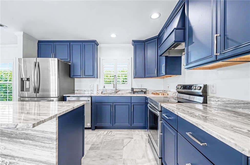 112 Capri Blvd, Naples, photo 11