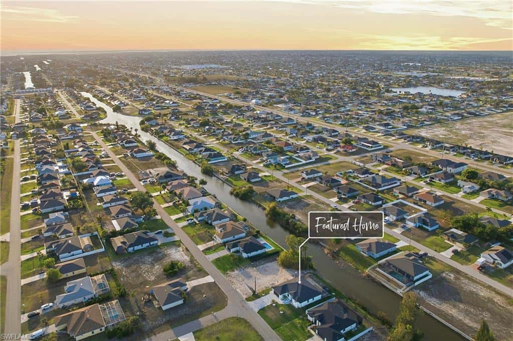 1031 1st Ter, Cape Coral, photo 43