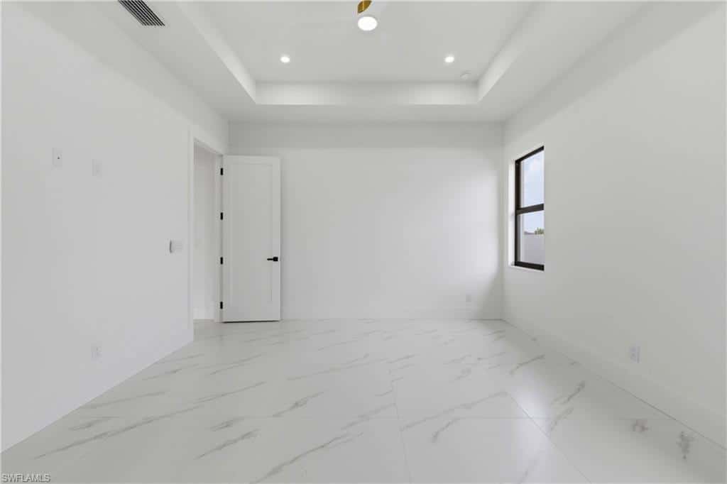 1031 1st Ter, Cape Coral, photo 30