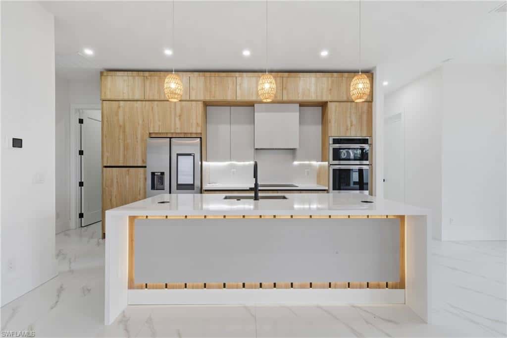 1031 1st Ter, Cape Coral, photo 10