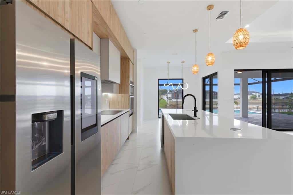 1031 1st Ter, Cape Coral, photo 14