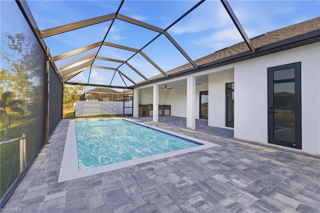 1031 1st Ter, Cape Coral, photo 38