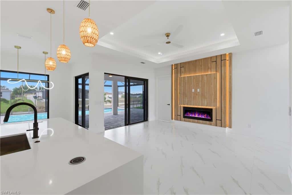 1031 1st Ter, Cape Coral, photo 21