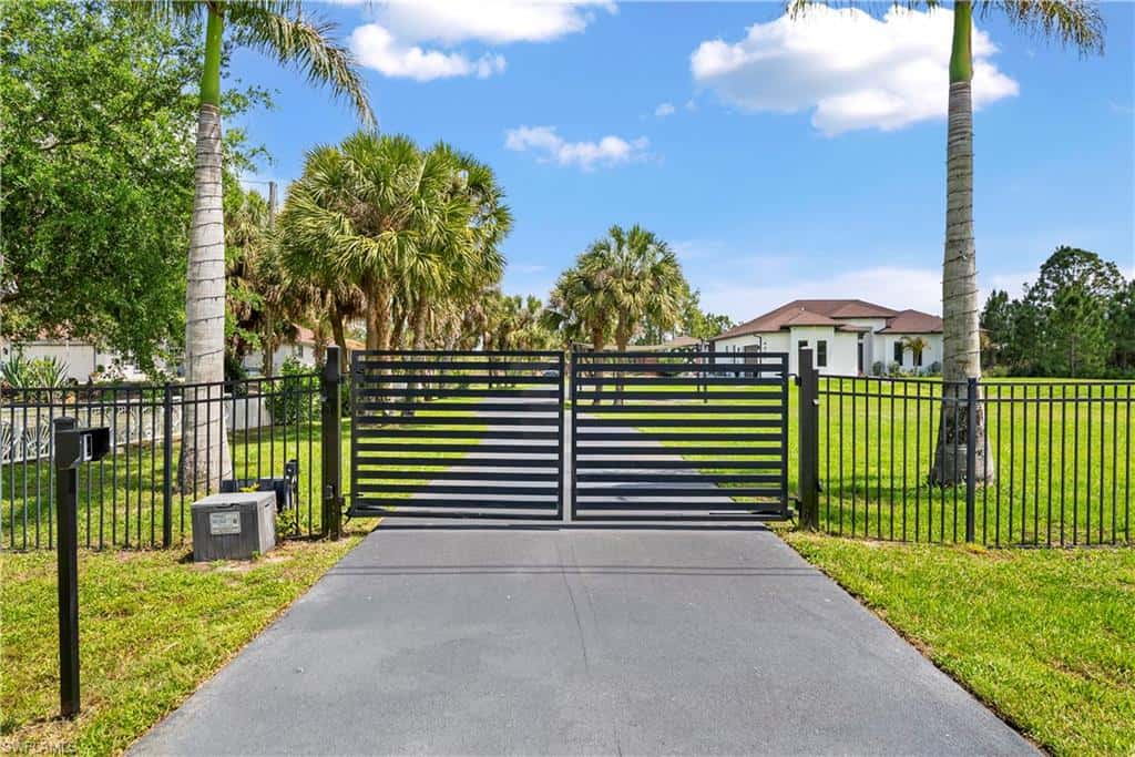 4498 8th St, Naples, photo 48