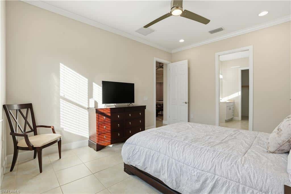 9328 Fieldstone Ln, Naples, photo 15
