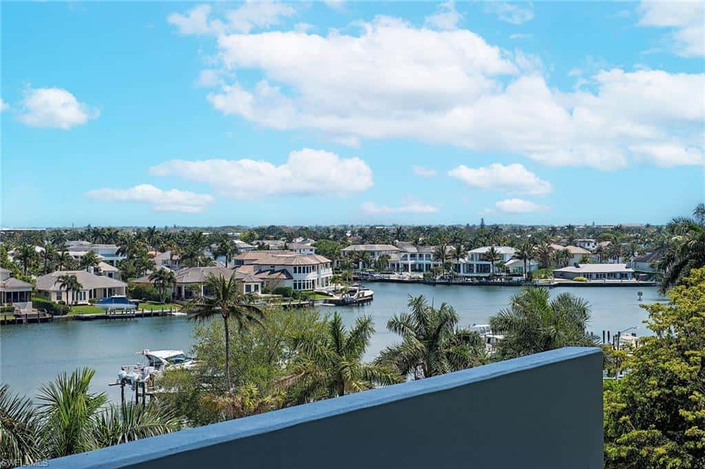 4751 Gulf Shore Blvd #704, Naples, photo 4