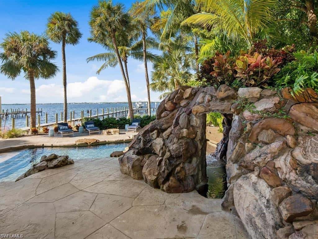 100 Fairview Ave, Fort Myers, photo 13