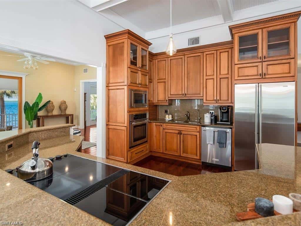 100 Fairview Ave, Fort Myers, photo 31